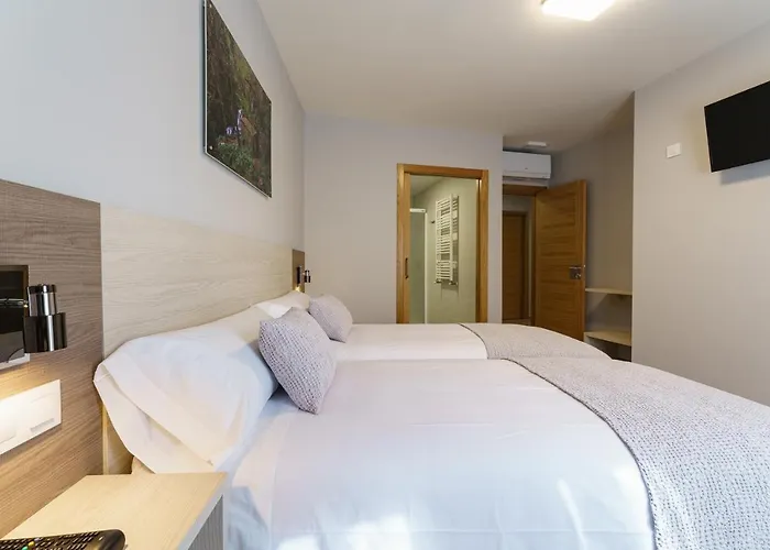 Pensión Casa Elena ***